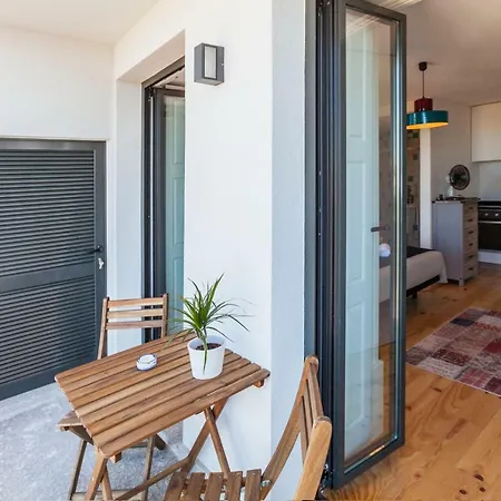 Sunny Apartment Porto